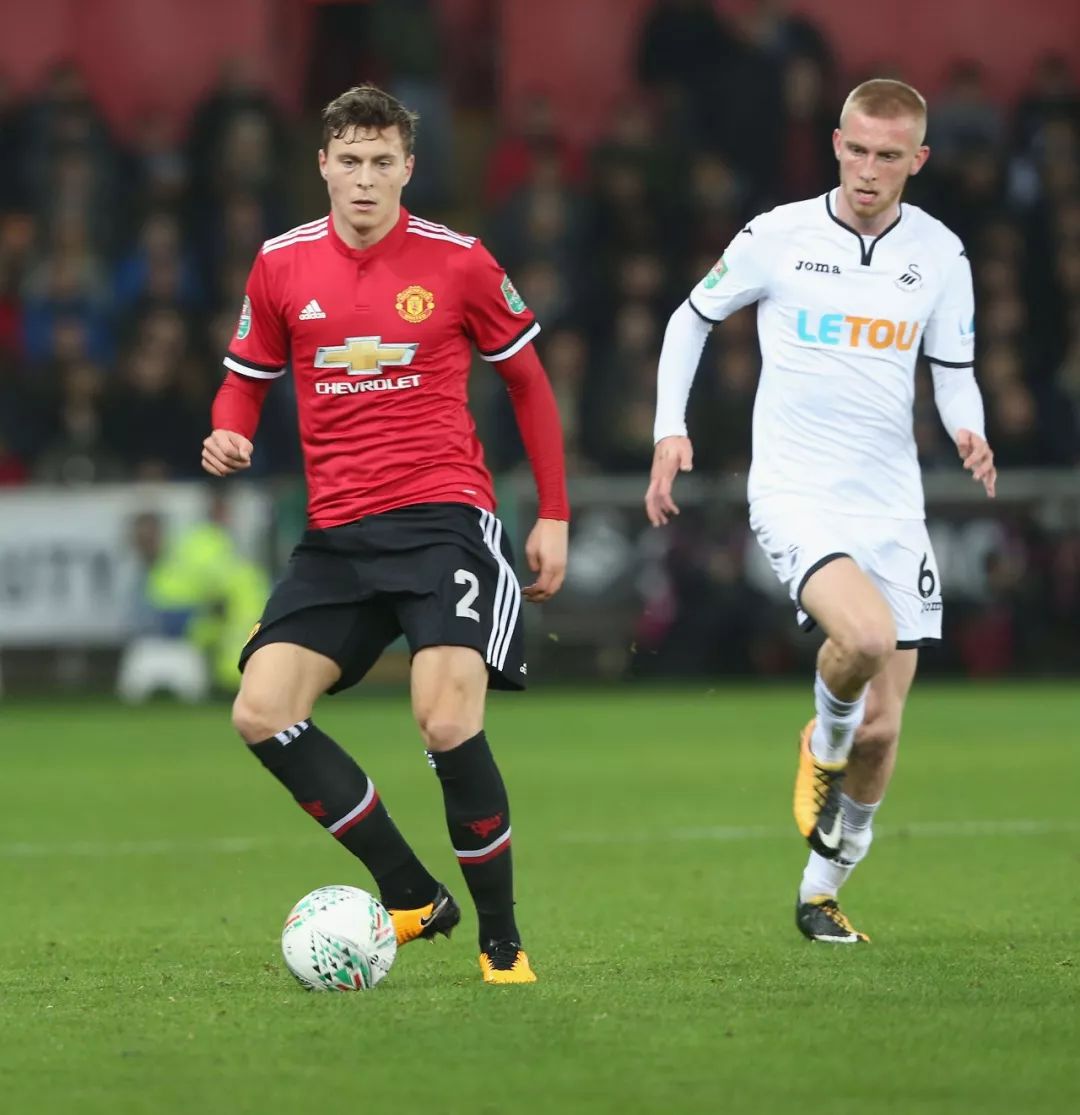 傳到中路的 傳到中路的